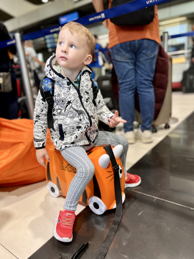 trunki ride of luggage